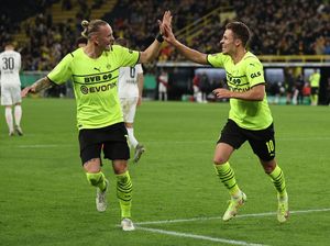 DFB Pokal: Hazard 2 Gol, Dortmund Atasi Ingolstadt DFB Pokal: Hazard 2 Gol, Dortmund Atasi Ingolstadt