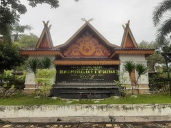 Ketua DPRD Pekanbaru Sebut Pembelian Mobil Dinas Sudah Dianggarkan 2024