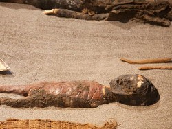 Di Kota Ini Warganya Hidup Bersama Mumi-mumi Tertua di Dunia