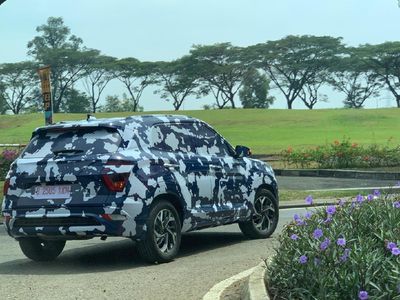 Sosok Hyundai Creta Wara-wiri Pakai Kamuflase Peta Indonesia