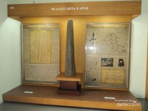 Kerajaan Sriwijaya: Sejarah Singkat, Letak, dan Peninggalannya Kerajaan Sriwijaya: Sejarah Singkat, Letak, dan Peninggalannya