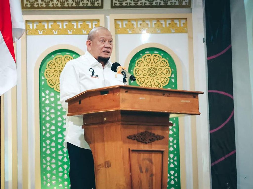 LaNyalla Sebut Amandemen UUD Percepat Jalan Indonesia Emas 2045 LaNyalla Sebut Amandemen UUD Percepat Jalan Indonesia Emas 2045