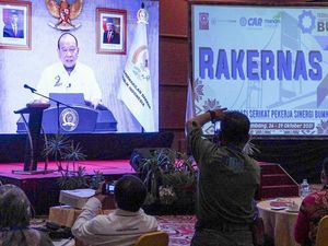 Ketua DPD Nilai Amandemen UUD Jadi Momentum Koreksi Arah Sistem Ekonomi RI Ketua DPD Nilai Amandemen UUD Jadi Momentum Koreksi Arah Sistem Ekonomi RI