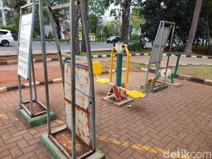 Konflik Perumahan Elit Pluit, Siapa Paling Dirugikan?