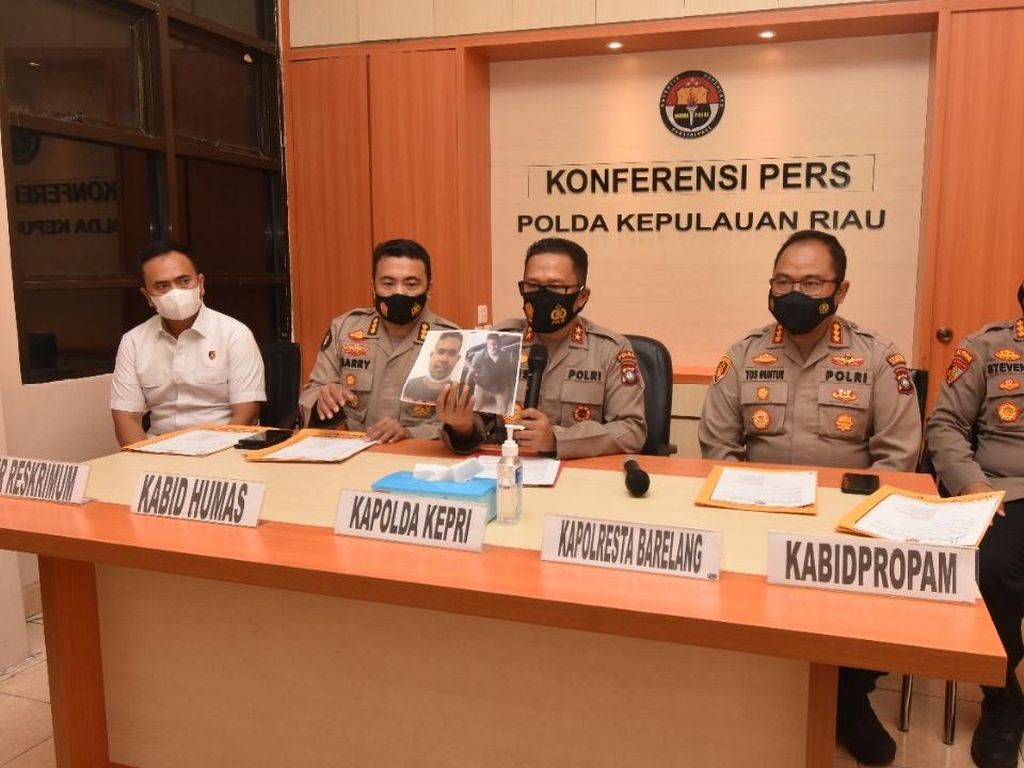Viral Pegawai Warung Kopitiam di Batam Dianiaya, Polisi Buru Pelaku Viral Pegawai Warung Kopitiam di Batam Dianiaya, Polisi Buru Pelaku