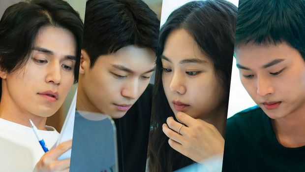 Pembacaan naskah untuk drama Bad and Crazy