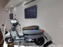 Motor Listrik Project Strom buatan Indonesia Disetrum Hyundai, Lambretta Jadi Senyap