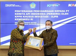 KAI Raih Penghargaan Debitur Terbaik Kategori BUMN dari Kemenkeu