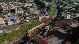 Foto Tampak Atas Progres Rel Ganda Sukabumi-Bogor, Kelar 2022