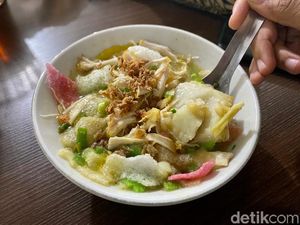 Sluurp! Gurihnya Soto Sokaraja Racikan H.Suradi yang Bertahan 50 Tahun Lezatnya Sluurp! Gurihnya Soto Sokaraja Racikan H.Suradi yang Bertahan 50 Tahun Lezatnya
