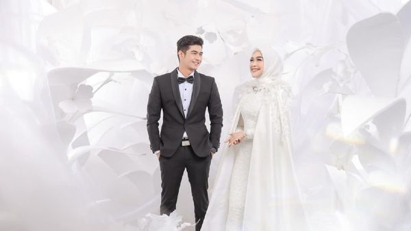 8 Foto Prewedding Ria Ricis & Teuku Ryan, Tampil Kompak Tanpa Bersentuhan