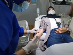 Terapi Immune Booster Setelah Vaksinasi Covid-19, Aman Nggak Sih?