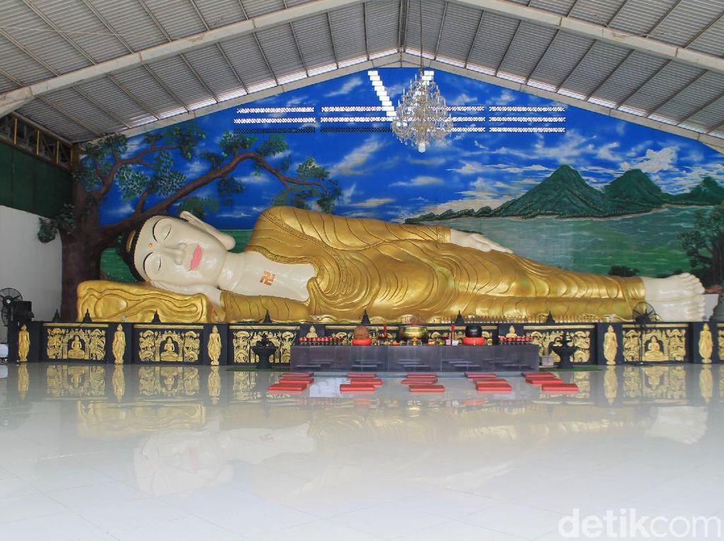 Kembaran Patung Buddha Tidur Thailand Ada Di Bogor Kembaran Patung Buddha Tidur Thailand Ada Di Bogor