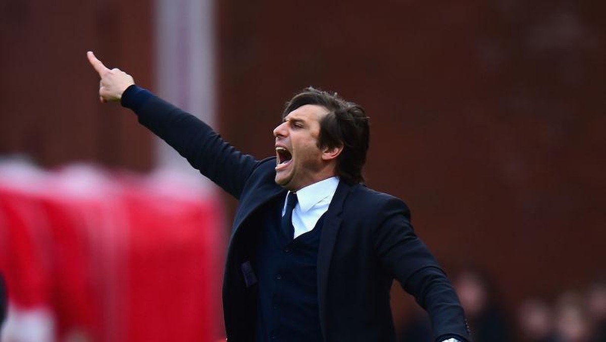 Antonio Conte resmi menangani Tottenham Hotspur. (Foto: Getty Images/Tony Marshall)