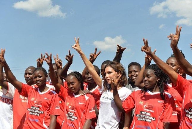 Artis cantik berjiwa sosial yang terpilih jadi duta organisasi dunia