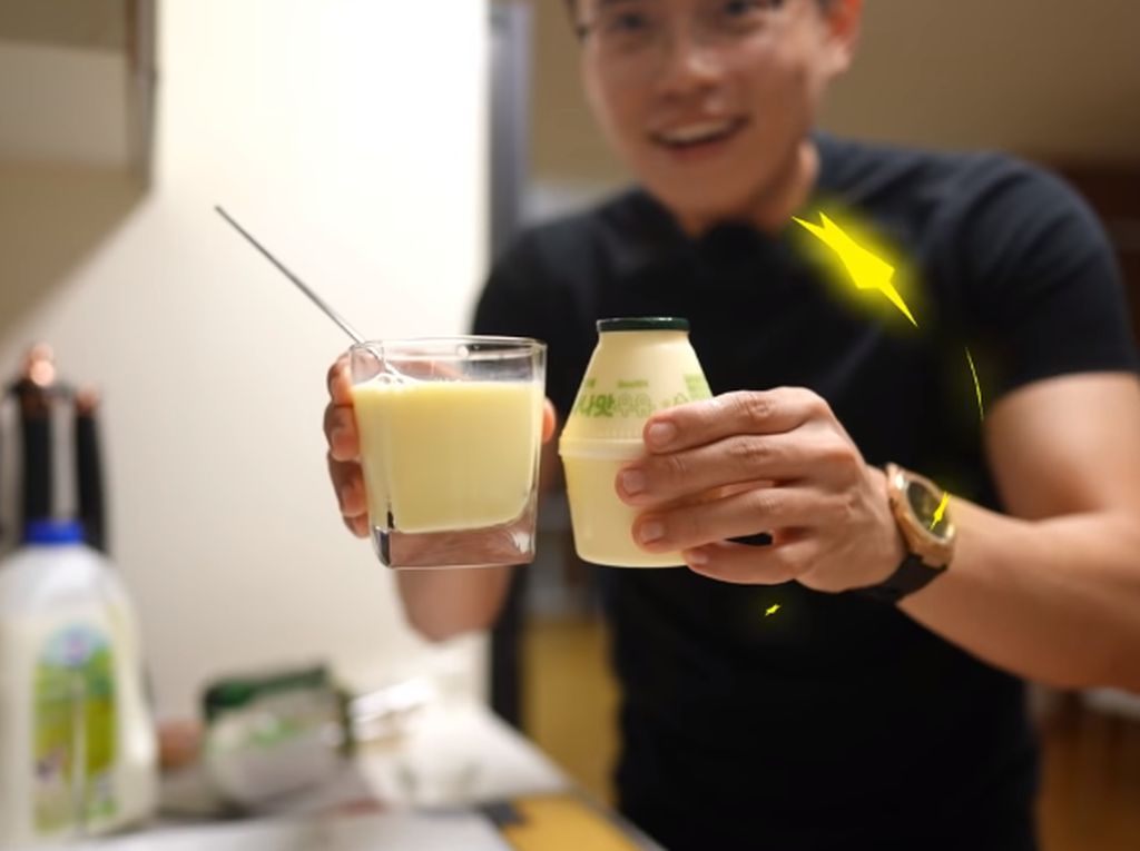 Tanpa Pisang, YouTuber Korea Reomit Buktikan Bisa Bikin Susu Rasa Pisang