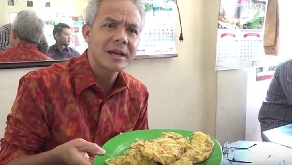 Ganjar Pranowo Hari Ini Berusia 53 Tahun, Ini Momen Serunya Saat Kulineran