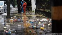 Hujan Reda, Jalan Tergenang dan Sampah Berserakan