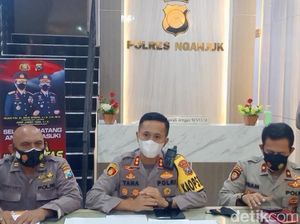 Polisi Periksa 4 Saksi Kasus Keracunan Massal di Nganjuk yang Tewaskan 1 Orang Polisi Periksa 4 Saksi Kasus Keracunan Massal di Nganjuk yang Tewaskan 1 Orang