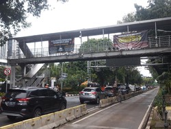 Demo Rampung, Lalin di Jl Medan Merdeka Barat Dibuka Kembali