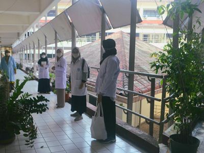 7 Potret Kuliah Tatap Muka Praktikum di IPB University