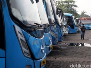 Jabar hari ini: 8 Rute Damri Bandung Setop Beroperasi-Korupsi Dana Desa Rp 50 M Jabar hari ini: 8 Rute Damri Bandung Setop Beroperasi-Korupsi Dana Desa Rp 50 M