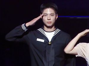 Park Bo Gum hingga Chen EXO, 10 Artis Korea yang Selesai Wamil 2022 Park Bo Gum hingga Chen EXO, 10 Artis Korea yang Selesai Wamil 2022