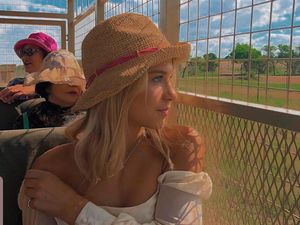 Putri Bungsu Bill Gates Tampil Berbikini, Ungkap Keresahan Ini Putri Bungsu Bill Gates Tampil Berbikini, Ungkap Keresahan Ini