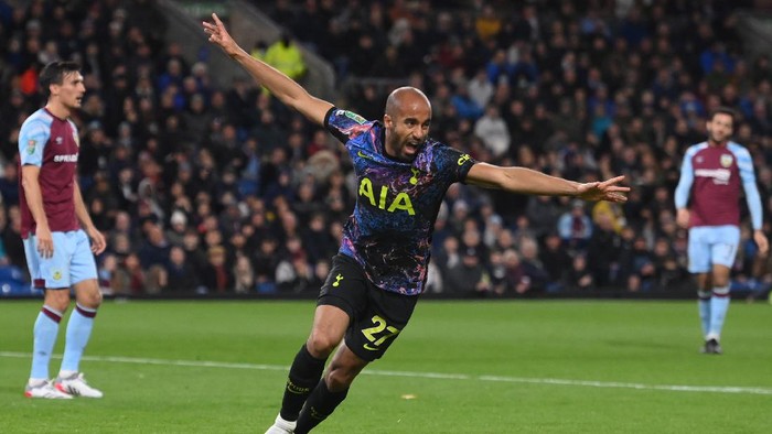 BURNLEY, ENGLAND - OCTOBER 27: Lucas Moura of Tottenham Hotspur celebrates their sides first goal during the Carabao Cup Round of 16 match between Burnley and Tottenham Hotspur at Turf Moor on October 27, 2021 in Burnley, England. (Photo by Stu Forster/Getty Images)