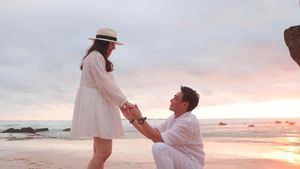 Rob Clinton ke Chelsea Islan: Will You Marry Me?