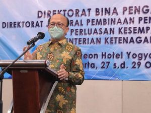 Sekjen Kemnaker Minta Pejabat Fungsional Sesuaikan Diri dengan Zaman