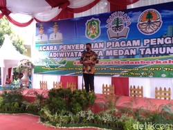 Walkot Bobby Minta Isu Lingkungan Ditingkatkan di Sekolah