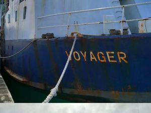 Disnakertrans Jatim Upayakan Kepulangan 9 ABK yang Terkatung-Katung di Laut AS Disnakertrans Jatim Upayakan Kepulangan 9 ABK yang Terkatung-Katung di Laut AS