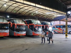 Tiap Hari Kerja Keras Bagai Kuda, Seperti Apa Perawatan Bus AKAP?