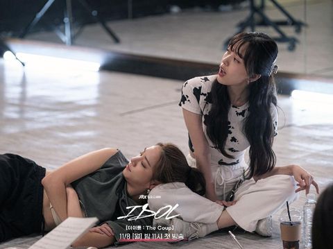 Still cuts Idol: The Coup