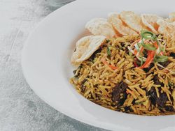 Resto Ini Hadirkan Inovasi Menu Timur Tengah dengan Harga Terjangkau