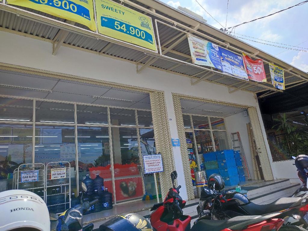 Pemkot Bekasi Tanggapi Spanduk Indomaret Ditagih Parkir Lapor Polisi Pemkot Bekasi Tanggapi Spanduk Indomaret Ditagih Parkir Lapor Polisi