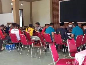 Sejumlah Kades di Brebes Diperiksa Polisi soal Pengadaan Alat SID Sejumlah Kades di Brebes Diperiksa Polisi soal Pengadaan Alat SID