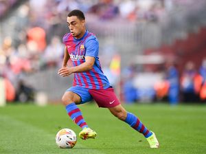Sepakat! Barcelona Pinjamkan Sergino Dest ke PSV Eindhoven Sepakat! Barcelona Pinjamkan Sergino Dest ke PSV Eindhoven