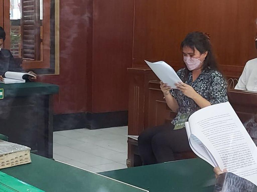 Curhat di Medsos, Pasien Klinik Kecantikan di Surabaya Dituntut 1 Tahun Penjara