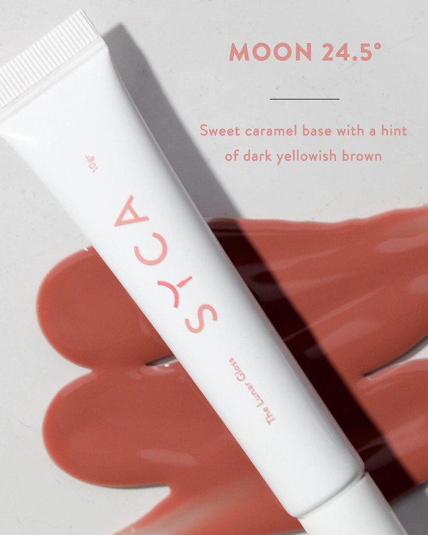 Rekomendasi lip gloss nude lokal: SYCA The Lunar Gloss Moon 24.5°