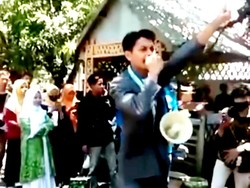 Viral Pria Sulsel Demo Pesta Nikah di Hari Sumpah Pemuda, Begini Faktanya