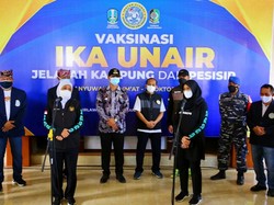 Vaksinasi di Pesisir Dihadiri Khofifah Disambut Antusias Warga Banyuwangi