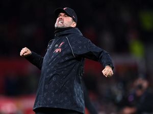 Cara Klopp Bentuk Mental Baja Liverpool