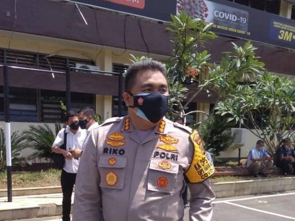 Intip Garasi Kombes Riko, Kapolrestabes Medan yang Dicopot