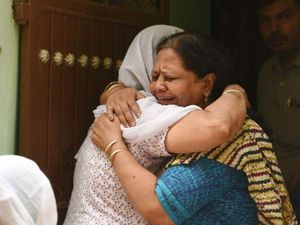 Perubahan Gaya Hidup 11 Anggota Keluarga Burari Sebelum Menemui Ajal Perubahan Gaya Hidup 11 Anggota Keluarga Burari Sebelum Menemui Ajal