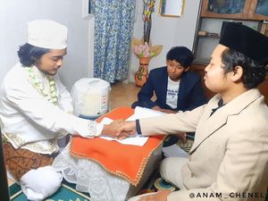 Nyeleneh! 5 Orang Ini Nikahi Rice Cooker hingga Pizza