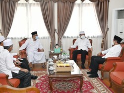 Gus Ipul Bicara Konsep Kota Madinah di Depan Wagub Jatim-IPHI