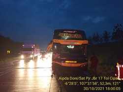 Evakuasi Kecelakaan di Km 80 Tol Cipali Selesai, Lalin Normal