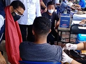 Serbuan Vaksin untuk Pelaku Parekraf di Maluku Tengah